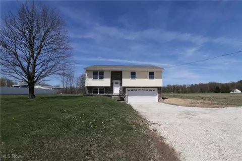 757 Eastern Rd, Doylestown, OH 44230 photo 2