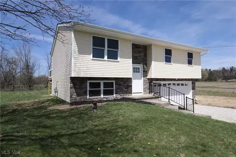 757 Eastern Rd, Doylestown, OH 44230 photo 4