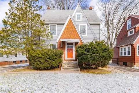 3827 Northampton Rd, Cleveland Heights, OH 44121