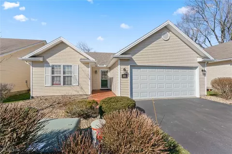 Exterior - 802 Cedar Way, Boardman, OH 44512 photo 4 of 4