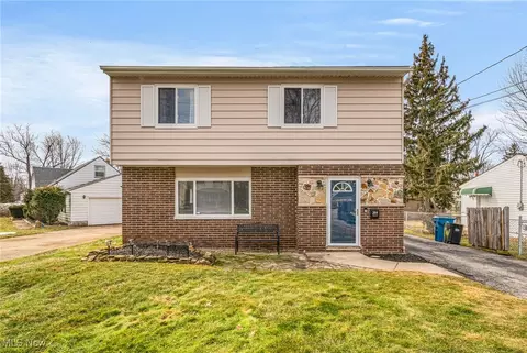 264 Traymore Blvd, Eastlake, OH 44095