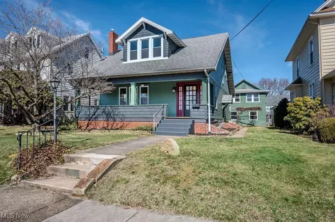 1523 17th St, Parkersburg, WV 26101