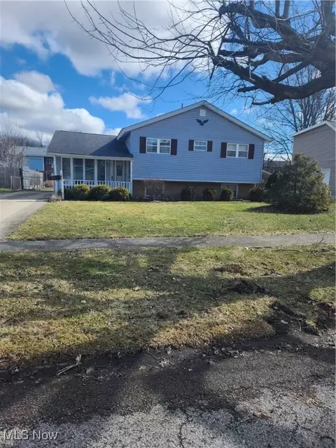 771 Finwood Ct, Elyria, OH 44035
