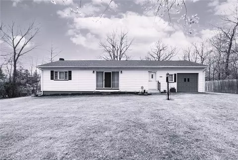12656 Youngstown Pittsburgh Rd, Petersburg, OH 44454