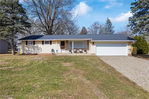 5193 Nave St SW, Canton, OH 44706