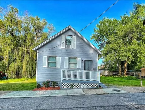 2627 W 18th St, Cleveland, OH 44113