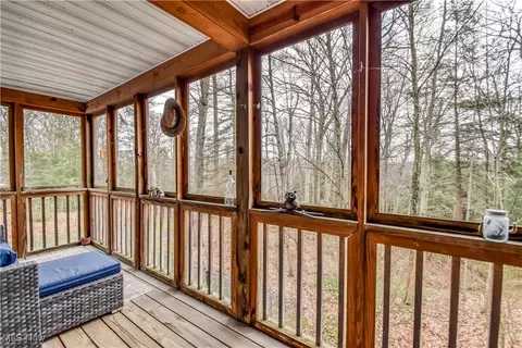 Exterior - 37140 Beech Hills Dr, Willoughby Hills, OH 44094 photo 3 of 15