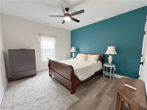 Bedroom - 581 Vicksburg Ct, Lagrange, OH 44050 photo 4 of 7