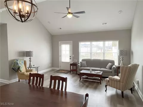 Living - 581 Vicksburg Ct, Lagrange, OH 44050 photo 1 of 5