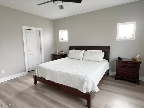Bedroom - 581 Vicksburg Ct, Lagrange, OH 44050 photo 2 of 7