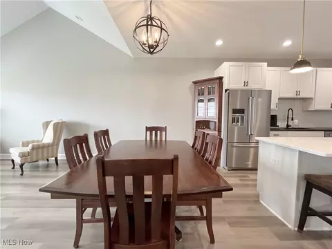 Dining - 581 Vicksburg Ct, Lagrange, OH 44050 photo 2 of 4