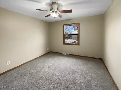 Bedroom - 3829 E 364th St, Willoughby, OH 44094 photo 4 of 5