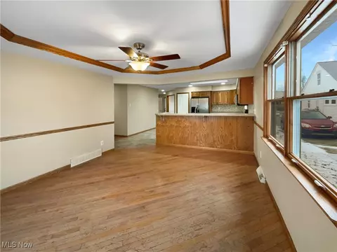 Living - 3829 E 364th St, Willoughby, OH 44094 photo 4 of 5