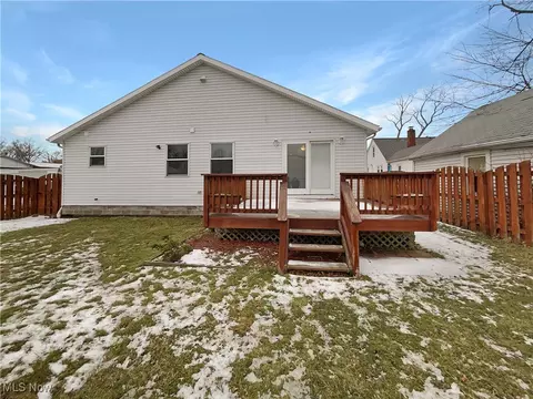 Exterior - 3829 E 364th St, Willoughby, OH 44094 photo 2 of 3