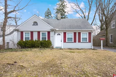 1529 Laclede Rd, South Euclid, OH 44121