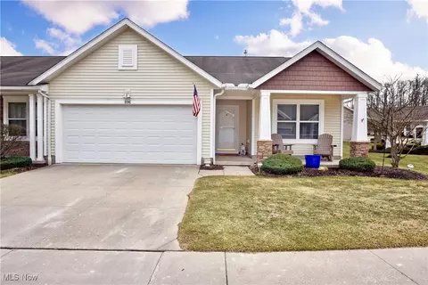 896 Bristol Dr, Akron, OH 44312