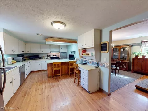 2976 Arcola Rd, Madison, OH 44057 photo 3