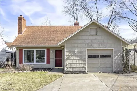 191 Fair St, Berea, OH 44017