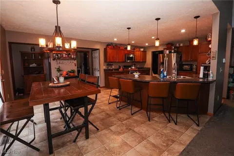 4577 E Maple Rd, Geneva, OH 44041 photo 16