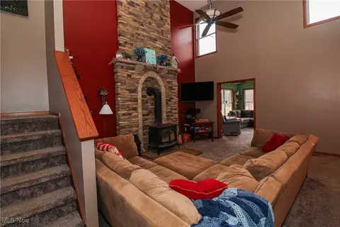 4577 E Maple Rd, Geneva, OH 44041 photo 17