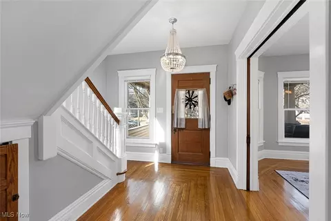 253 Columbus St, Elyria, OH 44035 photo 4