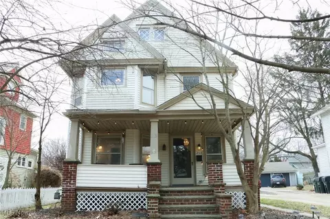 253 Columbus St, Elyria, OH 44035