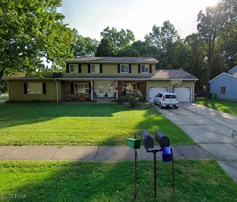 4189-4193 Forest Heights Dr, Stow, OH 44224