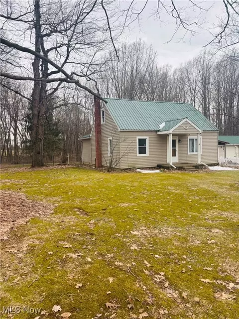 685 Furnace Rd, Conneaut, OH 44030