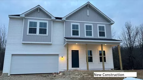 917 Oak Point Cir, Elyria, OH 44035