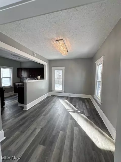 120 Grant St, Elyria, OH 44035 photo 4