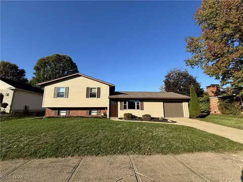 451 Lockport Ave SW, New Philadelphia, OH 44663