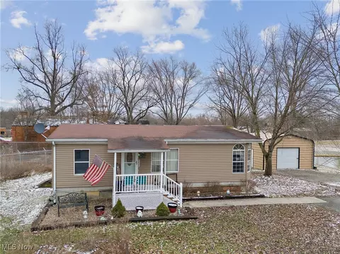 11392 Tullis Ave NE, Alliance, OH 44601