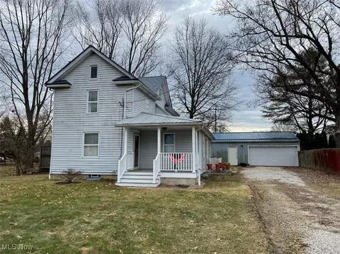 266 W Prospect St, Smithville, OH 44677