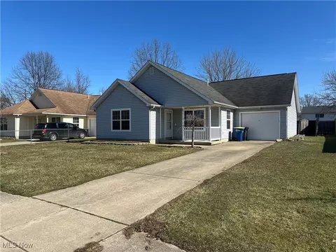 Exterior - 2112 Anthony Ave, Ashtabula, OH 44004 photo 2 of 4