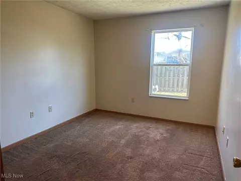 Bedroom - 2112 Anthony Ave, Ashtabula, OH 44004 photo 1 of 4