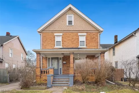 1712 E 31st St, Lorain, OH 44055