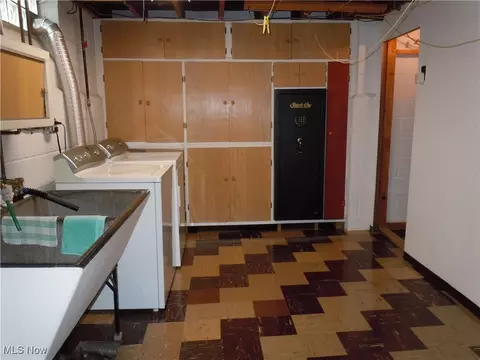 851 E 258th St, Euclid, OH 44132 photo 16