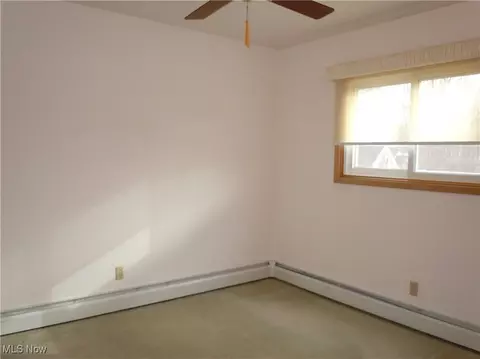 851 E 258th St, Euclid, OH 44132 photo 10