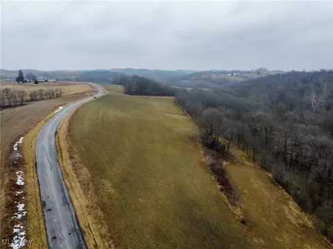 Cr 93, Fresno, OH 43824