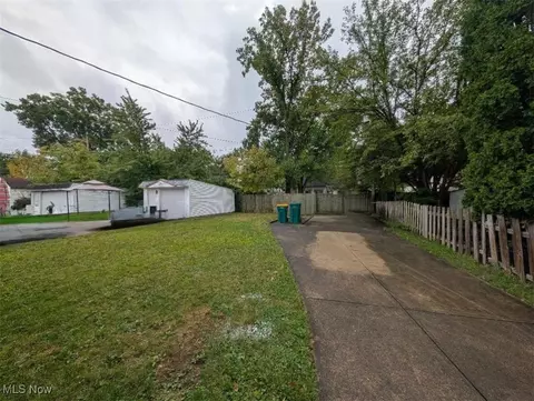 Exterior - 14504 Kennerdown Ave, Maple Heights, OH 44137 photo 3 of 3