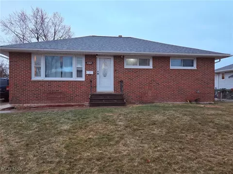11005 Kader Dr, Parma, OH 44130