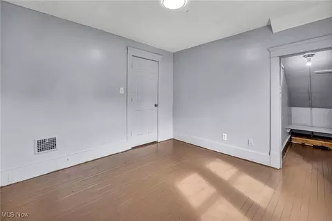 Bedroom - 2834 Apple Ave, Lorain, OH 44055 photo 5 of 7