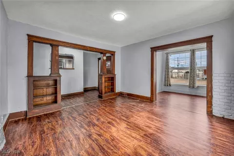 Living - 2834 Apple Ave, Lorain, OH 44055 photo 3 of 5