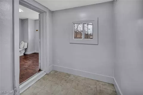 Entry Way - 2834 Apple Ave, Lorain, OH 44055 photo 3 of 3