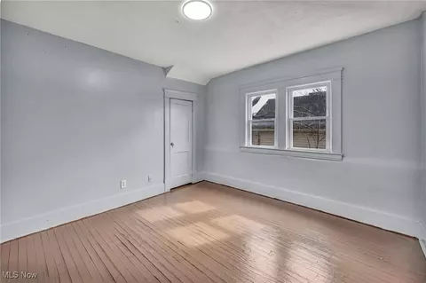 Bedroom - 2834 Apple Ave, Lorain, OH 44055 photo 4 of 7