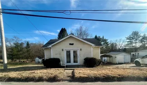 12618 Franklin St, Waterford, OH 45786