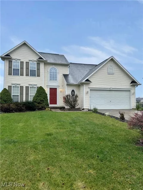 38433 Country Meadow Way, North Ridgeville, OH 44039