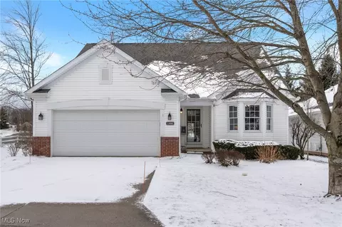 1496 Golden Ln, Broadview Heights, OH 44147