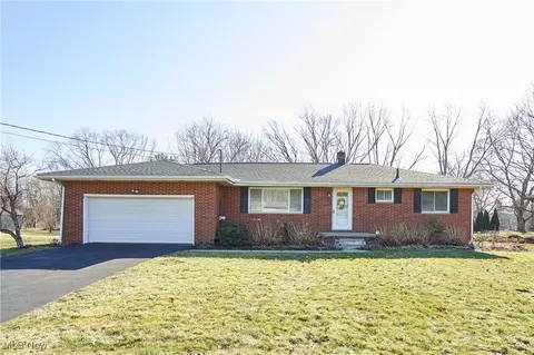 1473 S Plainview Dr, Copley, OH 44321