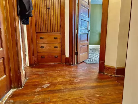 544 E Broad St, Elyria, OH 44035 photo 16
